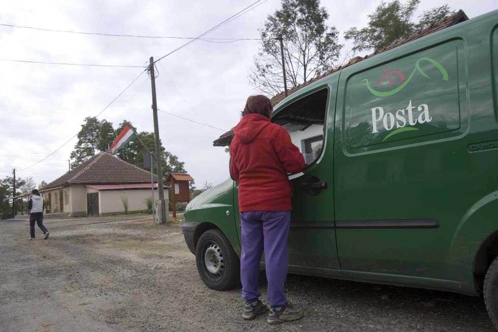 Czomba Sándor: Minden segítséget megadunk a posta létszámleépítésében érintett dolgozóinak