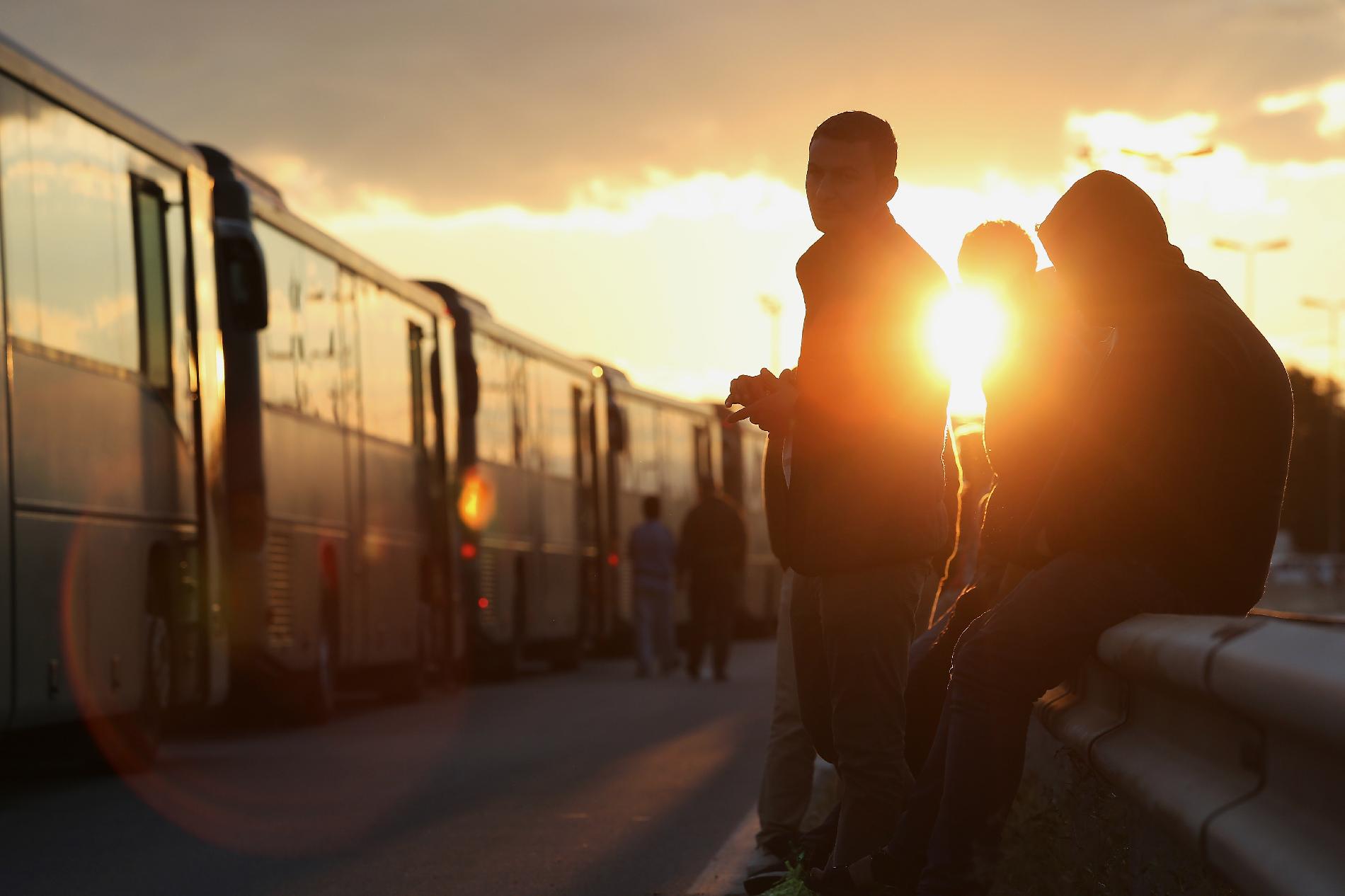 Ausztria újra meghosszabbítja a határellenőrzést