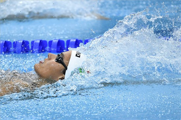 Jakabos Zsuzsanna a női 200 méteres vegyesúszás előfutamában a 17. vizes világbajnokságon a Duna Arénában