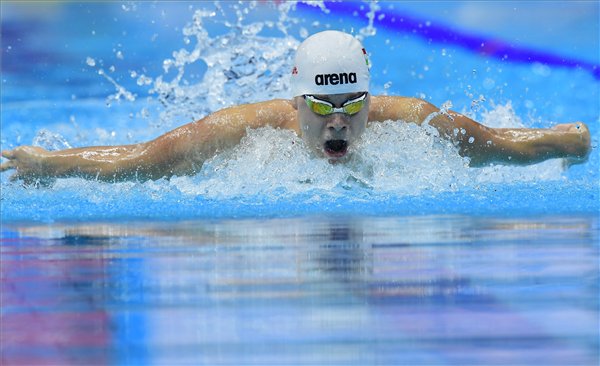 Kenderesi Tamás a férfi 200 méteres pillangóúszás döntőjében a 17. vizes világbajnokságon a Duna Arénában.