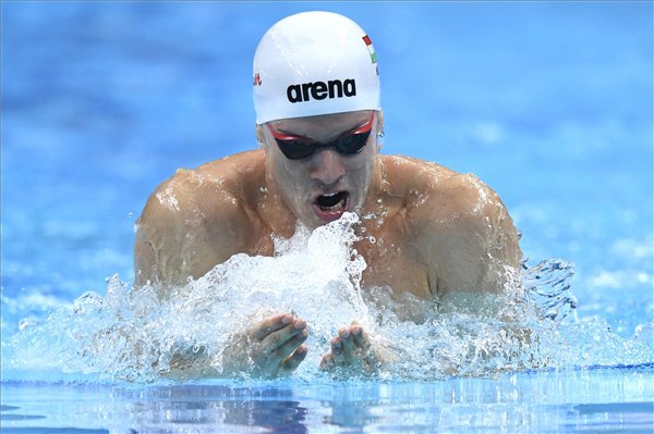 Gyurta Dániel a 17. vizes világbajnokság 200 méteres férfimellúszásának előfutamában a Duna Arénában