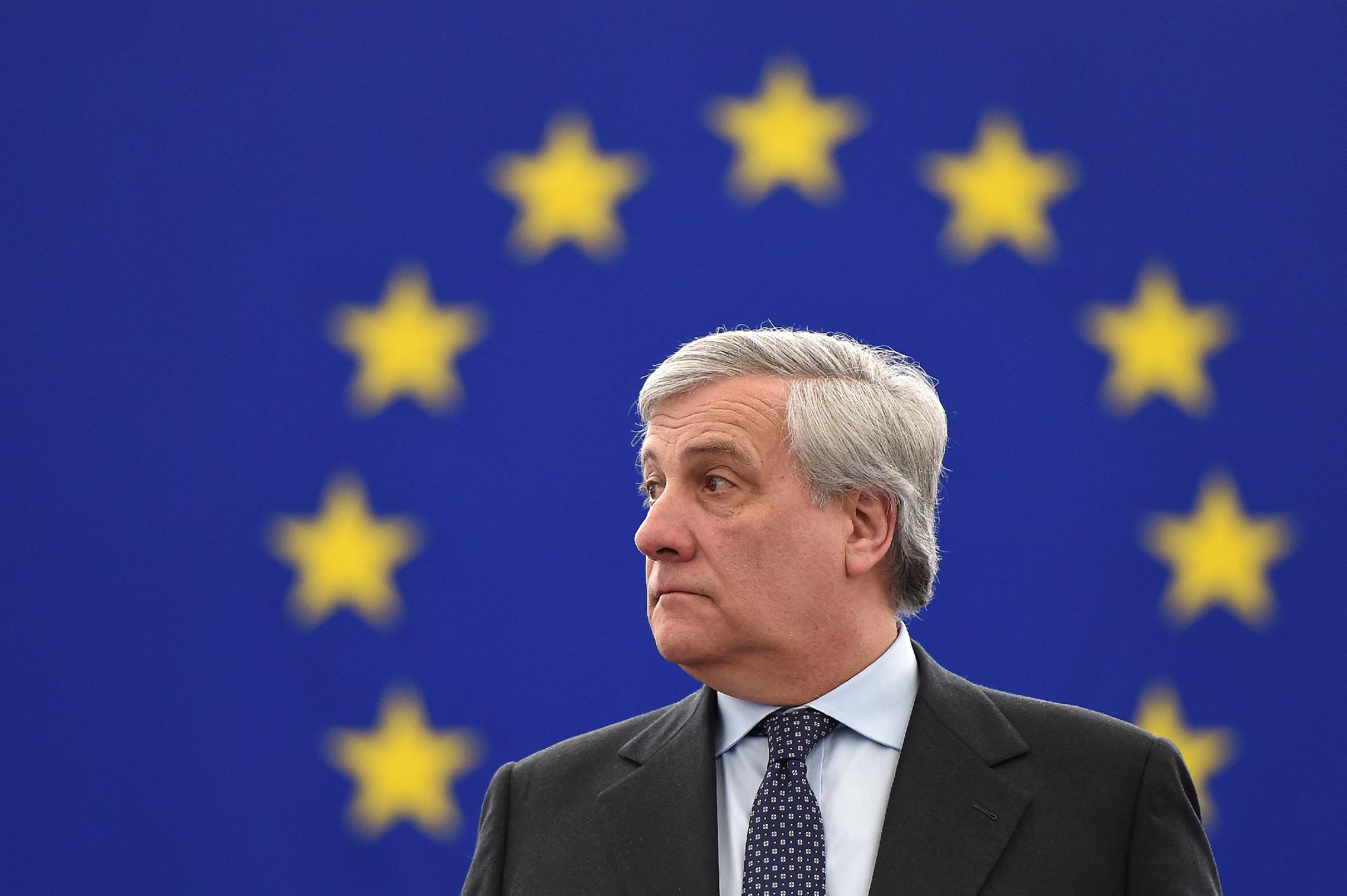 Az EP elnöke többségi szavazást szeretne a menekültpolitikáról