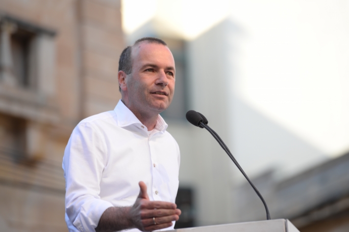 Weber: A nacionalizmus az ellenfél az EP-választásokon