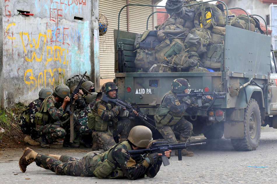 Bújkáló terroristák után kutatnak Mindanaoban