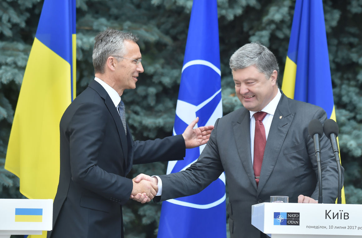 A NATO segítségével fejlesztik az ukrán sereget
