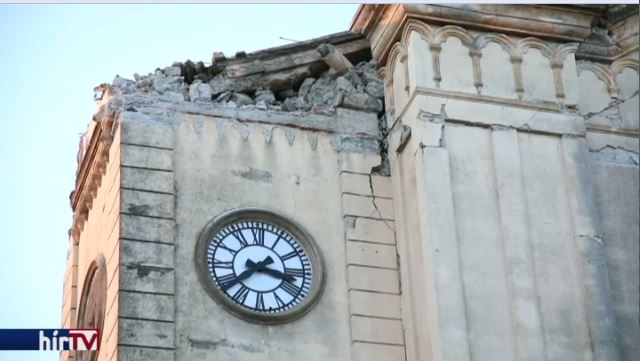 Sok épületet megrongált, a templomokat sem kímélte a szicíliai földrengés