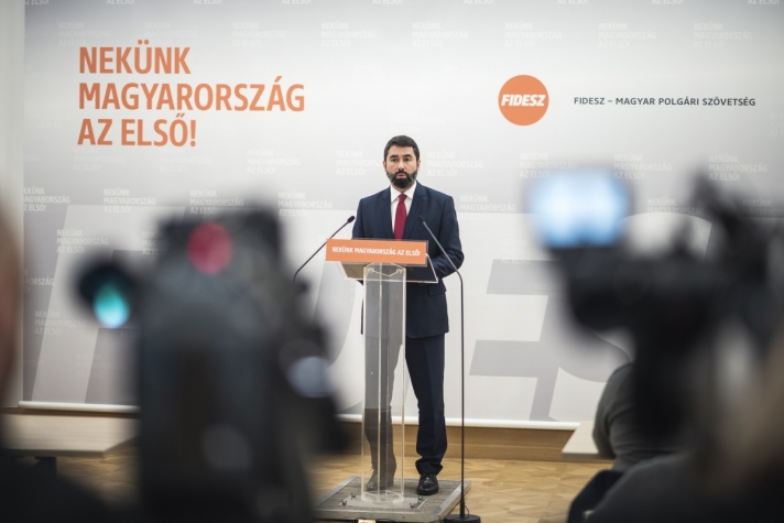 Fidesz: Soros emberei ülnének a rögtön ítélő bíróságban