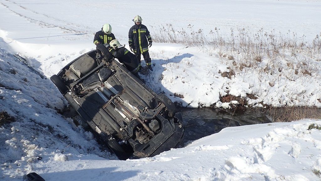 A havazás miatt több baleset nehezíti a közlekedést