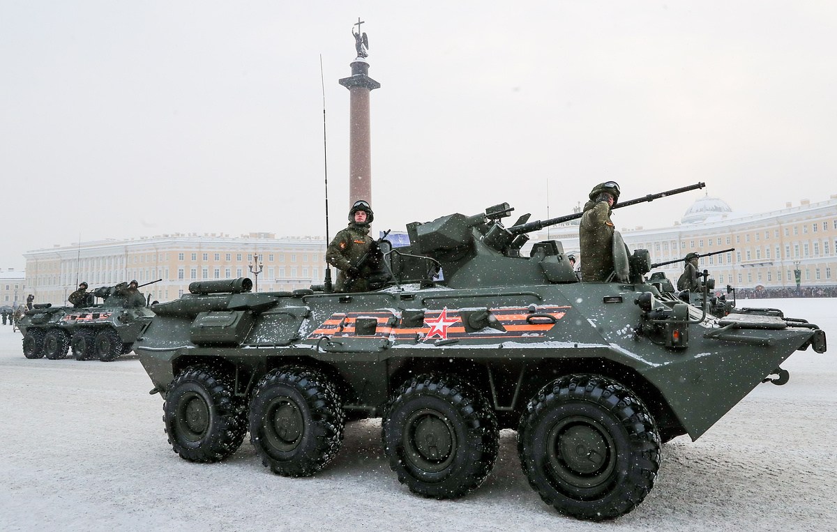 Katonai parádé Szentpéterváron