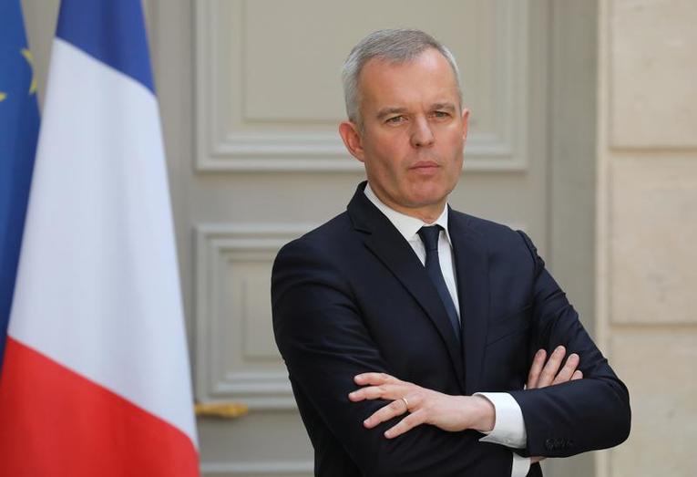 Lemondott a luxuskiadásokkal vádolt francia környezetvédelmi miniszter