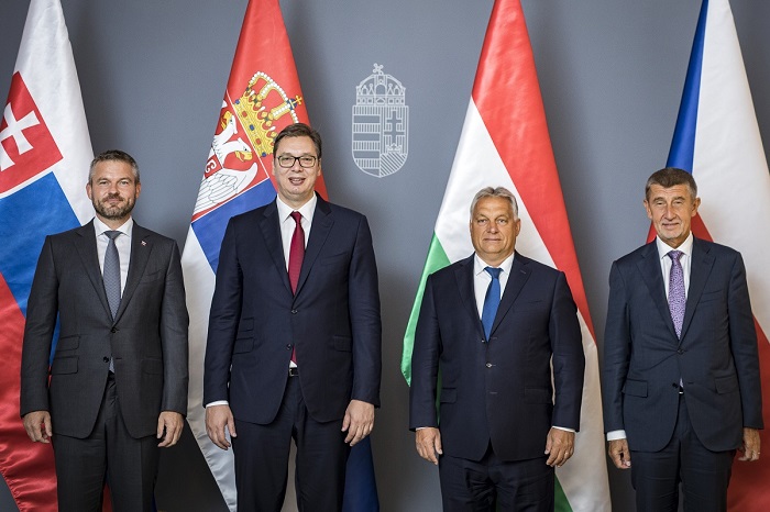 A szerb államfőt, valamint a cseh és a szlovák miniszterelnököt fogadta Orbán Viktor