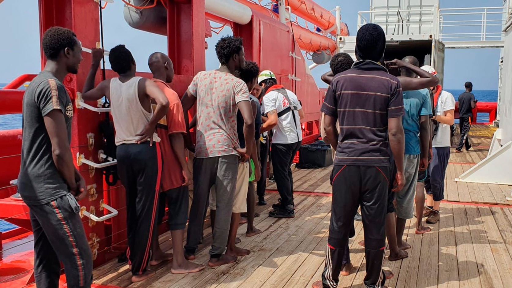 Illegális bevándorlás - A civil szervezetek az olasz baloldaltól várják a kikötők megnyitását