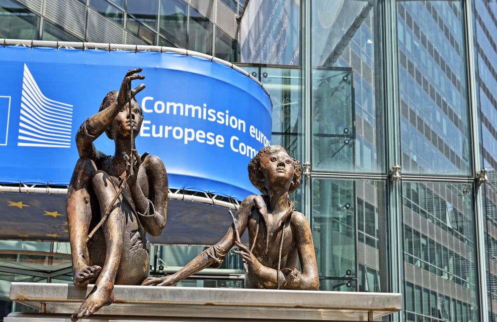 Hivatalba lépett az új összetételű Európai Bizottság 