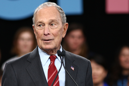 A Twitter felfüggesztette Bloomberg kampányának manipulált videóját
