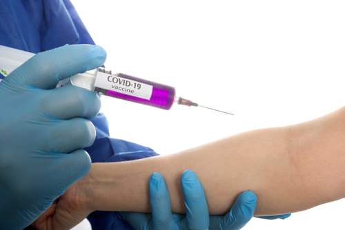 Vizsgálják a koronavírus elleni vakcinákat 