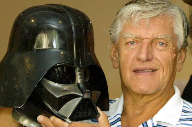 Elhunyt a Darth Vadert alakító színész