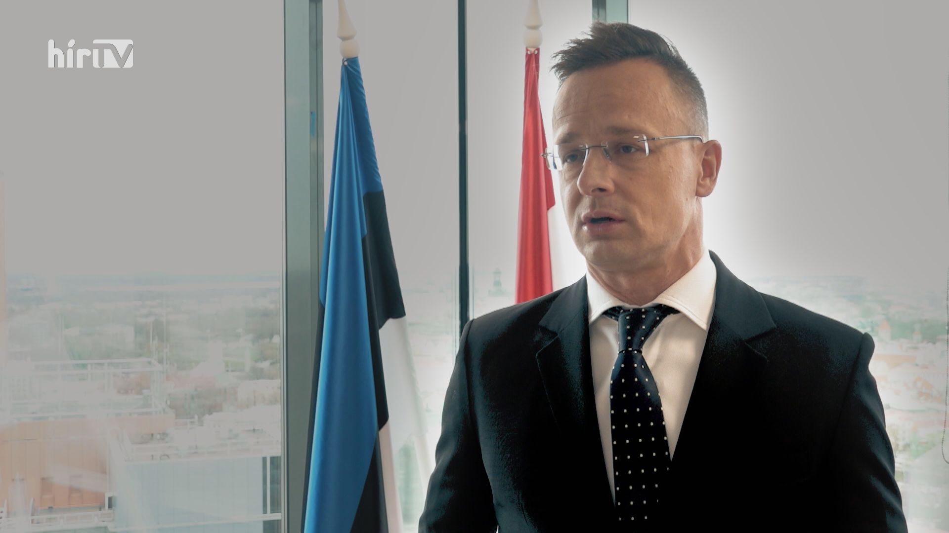 A külügyminiszter szerint meg kell védeni az európaiakat a kiberfenyegetésektől