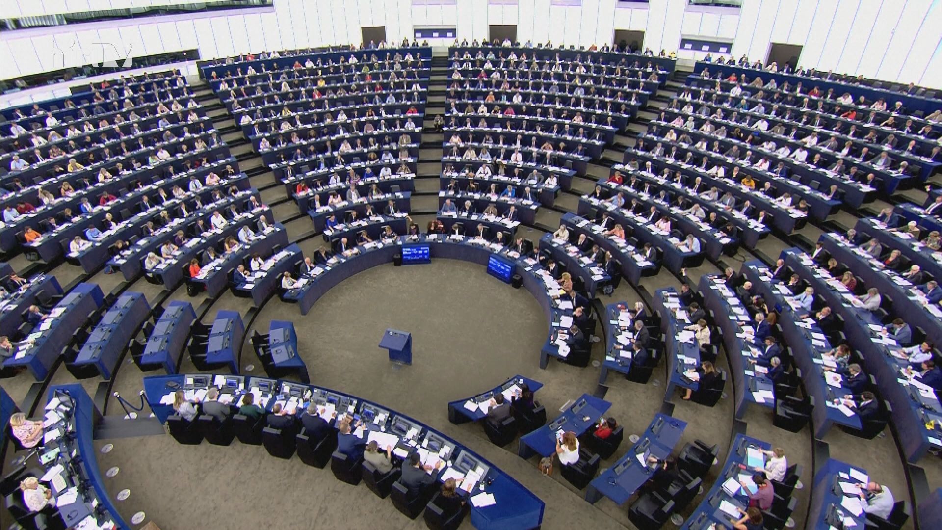 Európai híradó: Az EP-ben mindent felülír az ideológiai vita