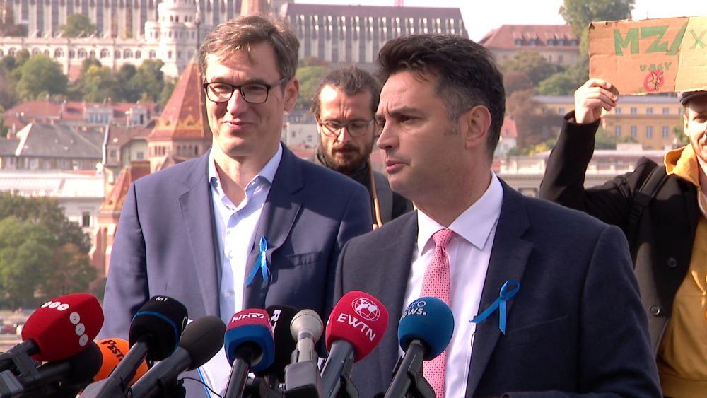 Amerikai beavatkozás a választásokba, lépett a magyar hatóság
