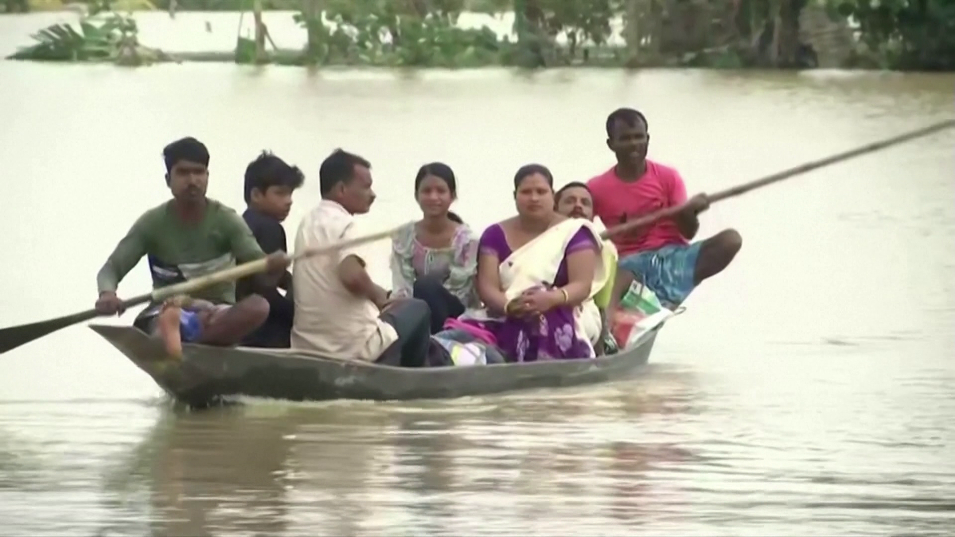 Mintegy 2000 falu került víz alá Indiában 