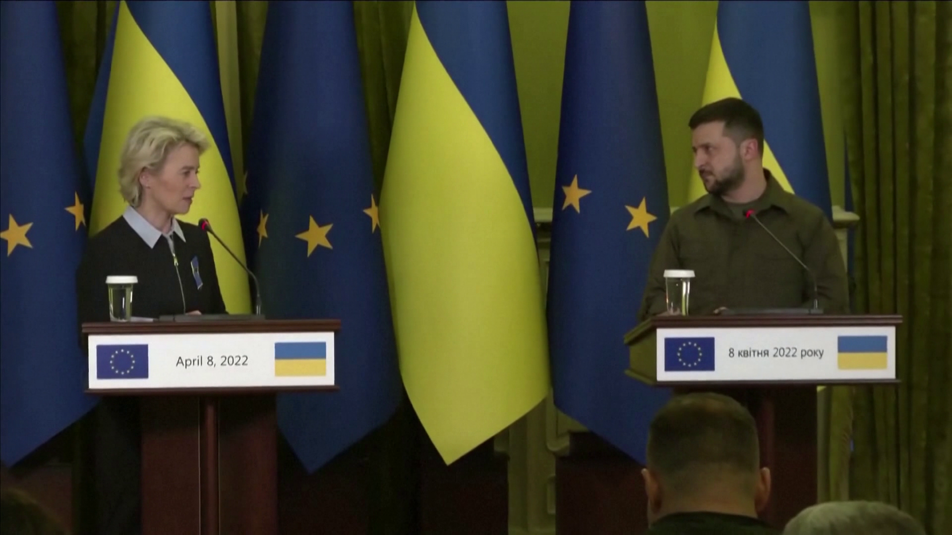 Az EU hitelt vesz fel, hogy pénzt küldjön Ukrajnának 