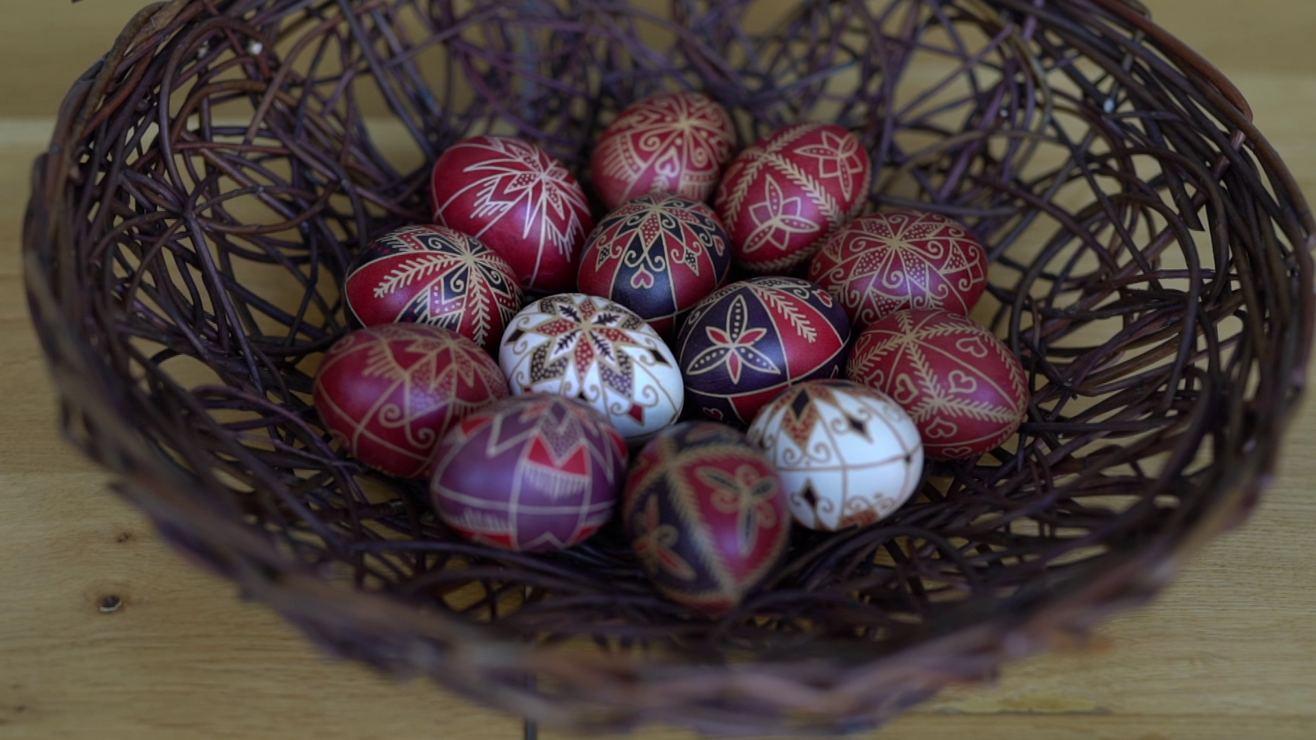 Radar - Viasz és íróka - így készül a húsvéti tojás