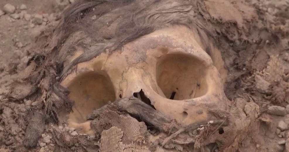 Radar – Háromezer éves múmia a szemét alatt