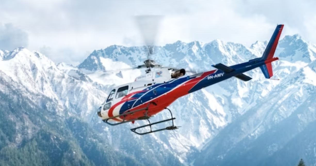 Lezuhant egy helikopter a Mount Everest közelében, nincsenek túlélők