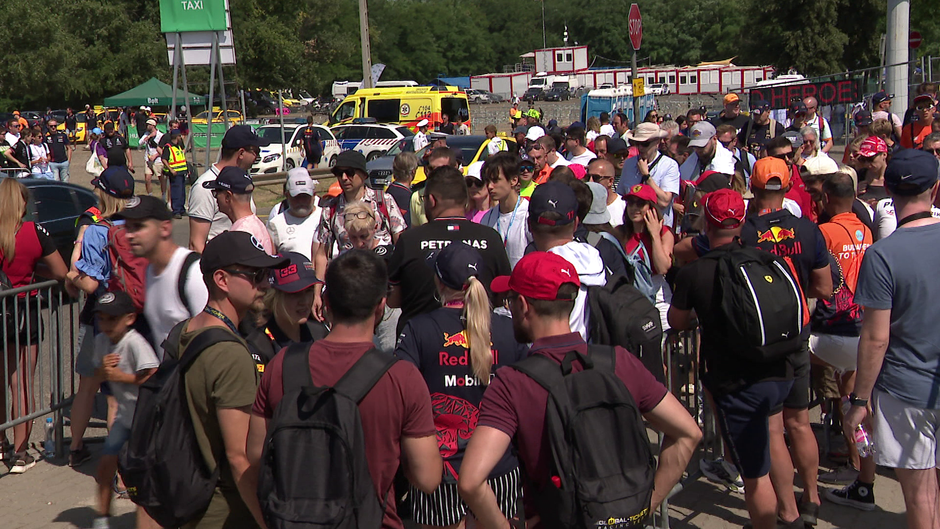 1200 külföldi és magyar rendőr vigyázott a rendre a magyar futam alatt Mogyoródon