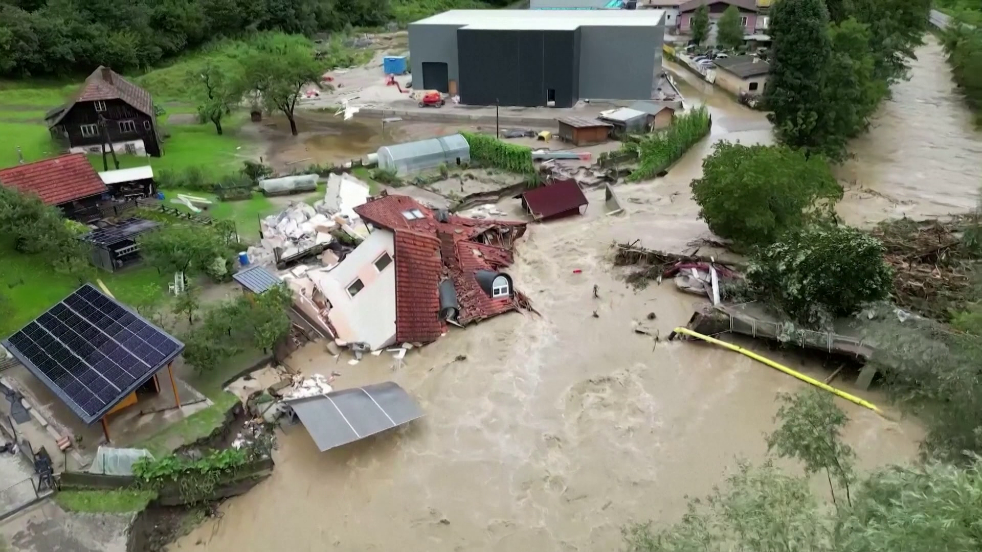 Nőtt a szlovéniai árvíz halálos áldozatainak száma