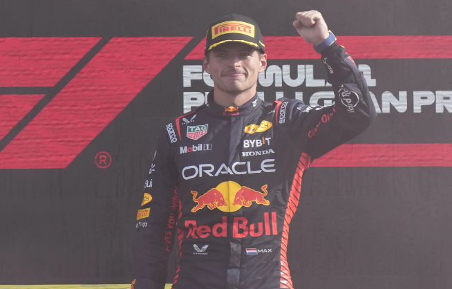 Ismét győzött Verstappen - Megdönthetetlennek tűnő rekordot állított fel