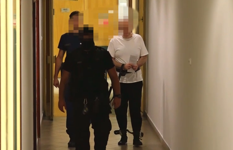 Megkezdődött Pécsen a gyilkossággal vádolt egészségügyi dolgozó pere