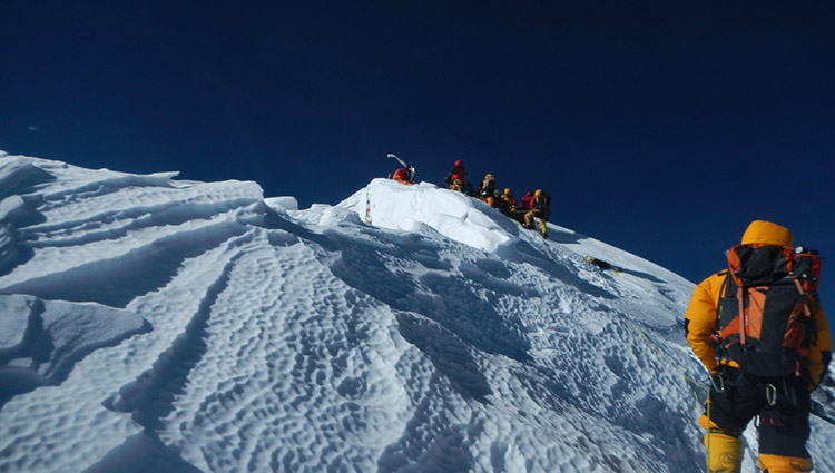 Meghalt két hegymászó a világ egyik legmagasabb csúcsán