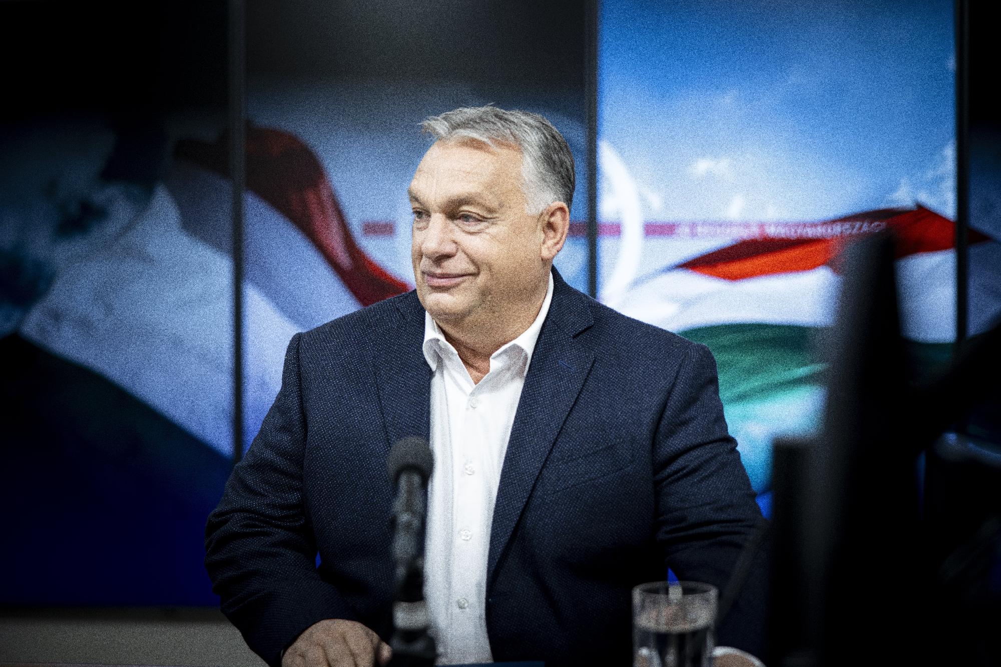 Orbán Viktor: „Magyarország a magyaroké, a magyar munkahelyek a magyaroké” + videó