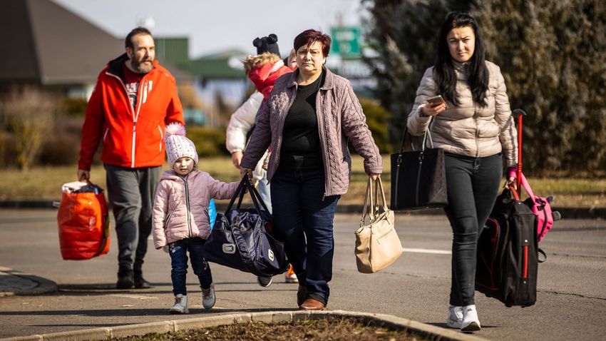 Emberek milliói menekültek Ukrajnából Oroszországba