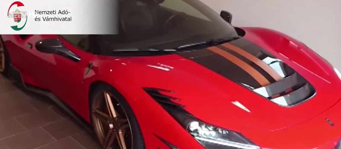 Limitált szériás Ferrarit is lefoglalt a NAV egy bűnszervezet vezetőjétől + videó