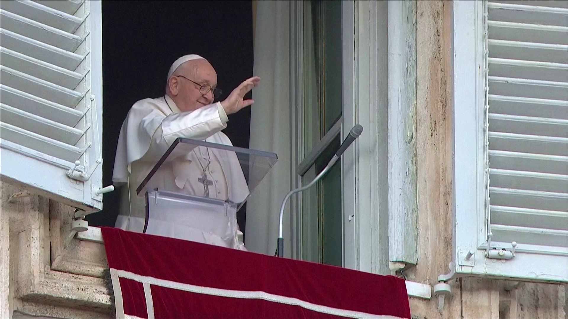Ferenc pápa az alázatot és a csodát emelte ki a vízkereszt üzenetében