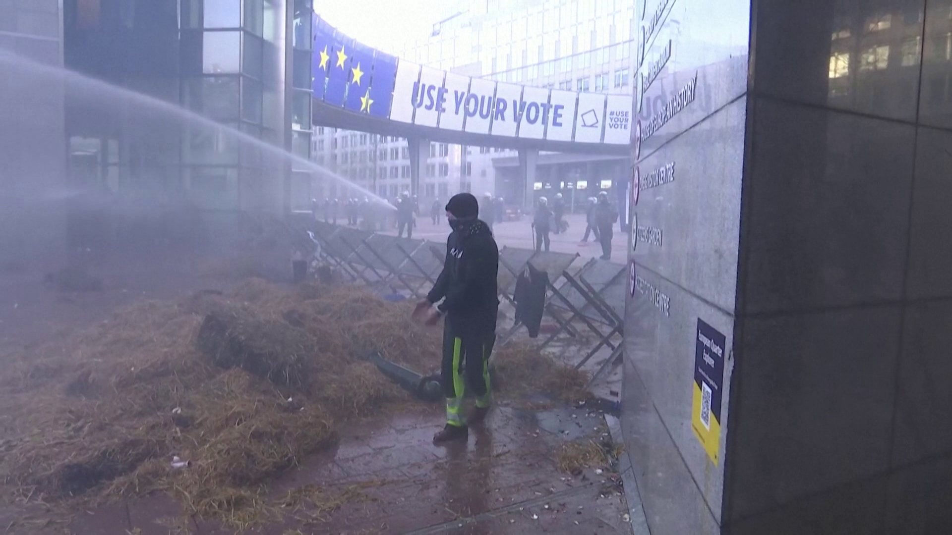 Összecsaptak a tüntetők és a rendőrök Brüsszelben + videó