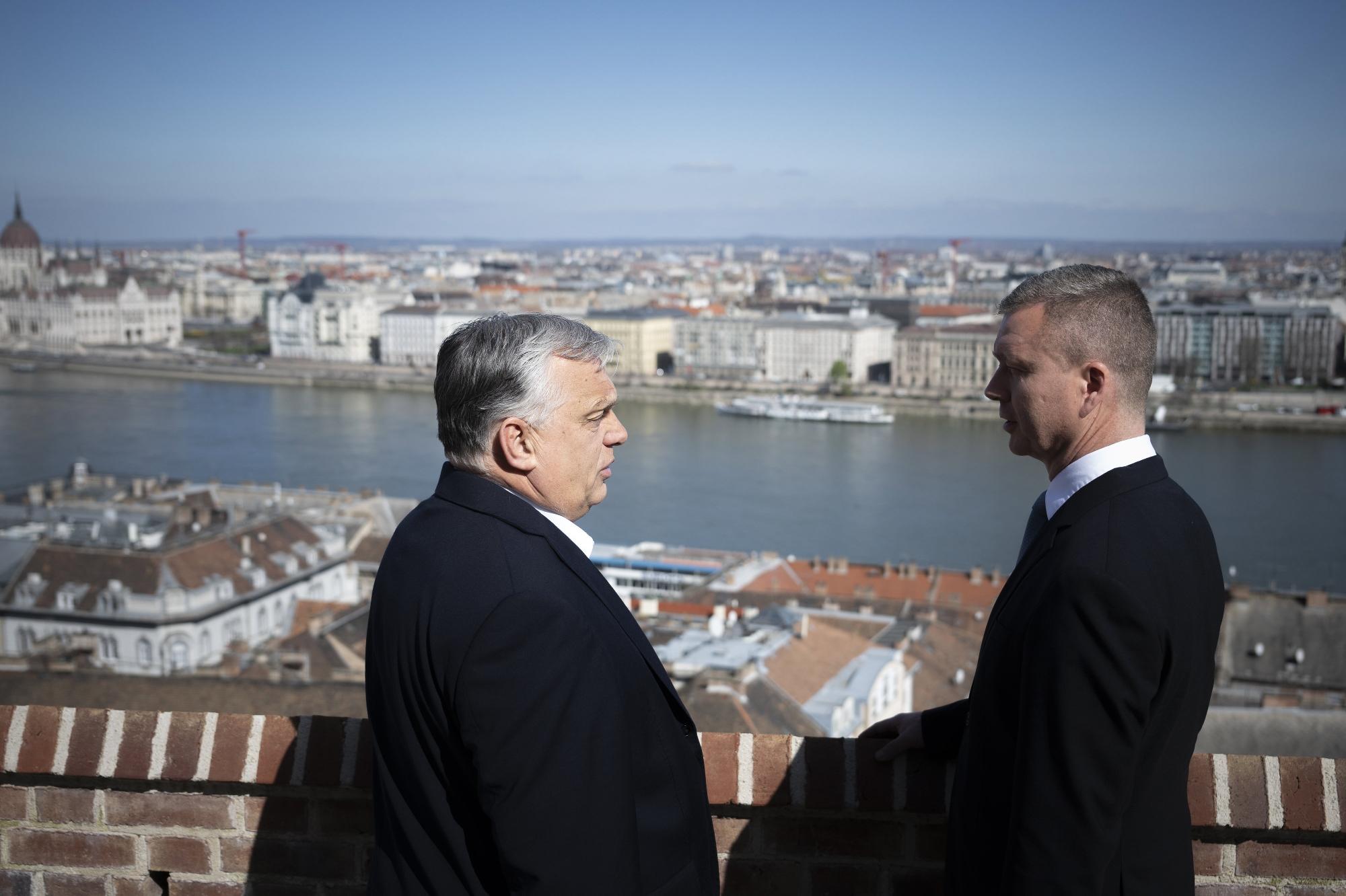 Orbán Viktor miniszterelnök és Forró Krisztián szlovákiai köztársasági elnökjelölt az összetartás fontosságáról is tárgyalt + videó