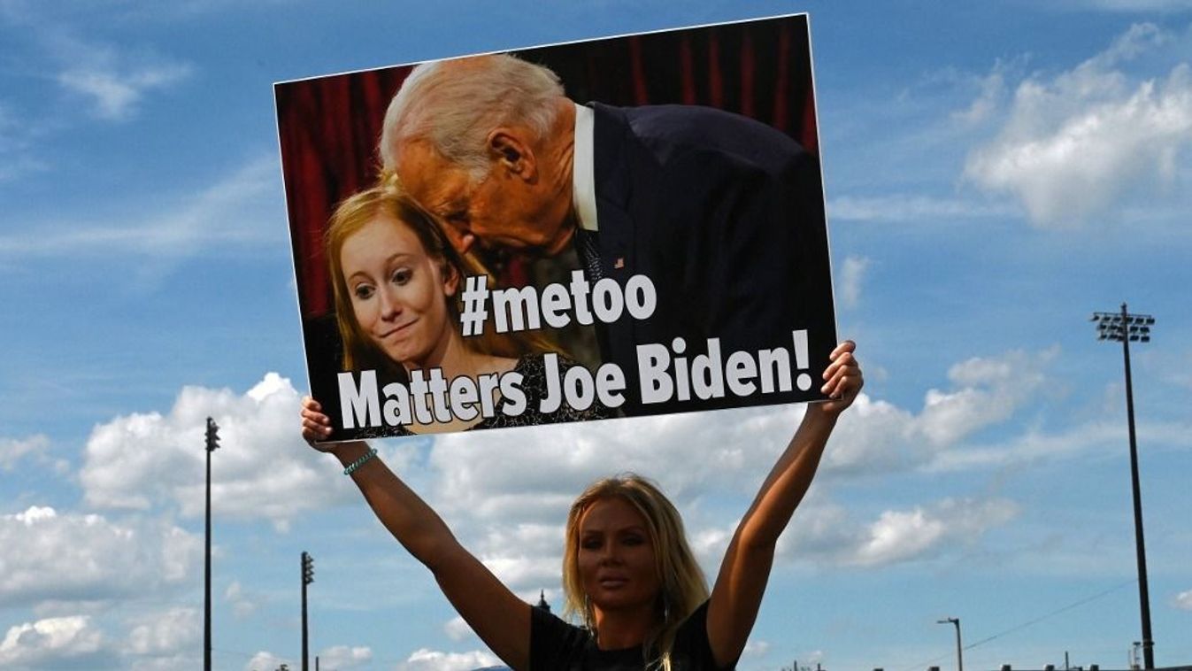Joe Biden alkalmasságát vitatja egy hibáról szóló cikk szerzője + videó