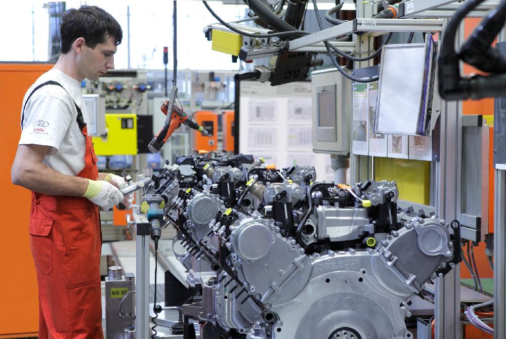 Két héttel meghosszabbította termelési szünetét az Audi Hungaria