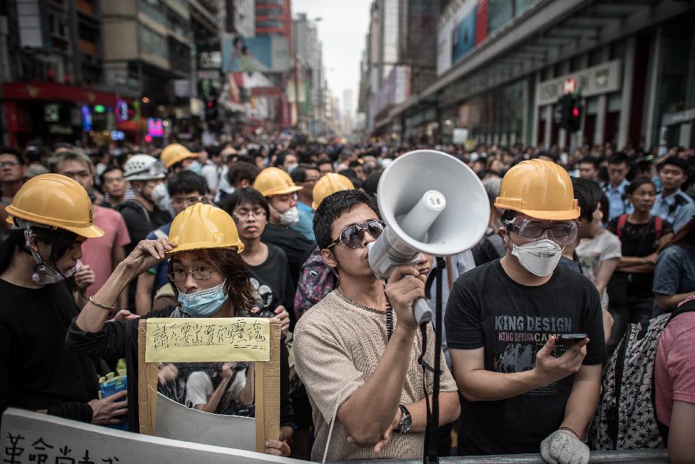 Több száz hongkongi egyetemi hallgató és iskolás bojkottálta a tanítást