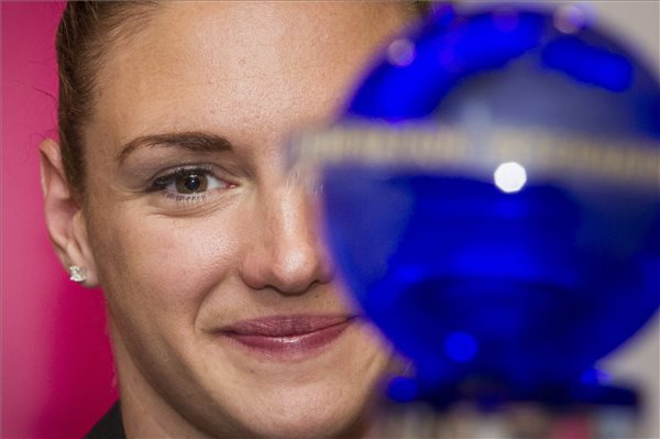 Hosszú Katinka az év legjobb női úszójának járó díjjal