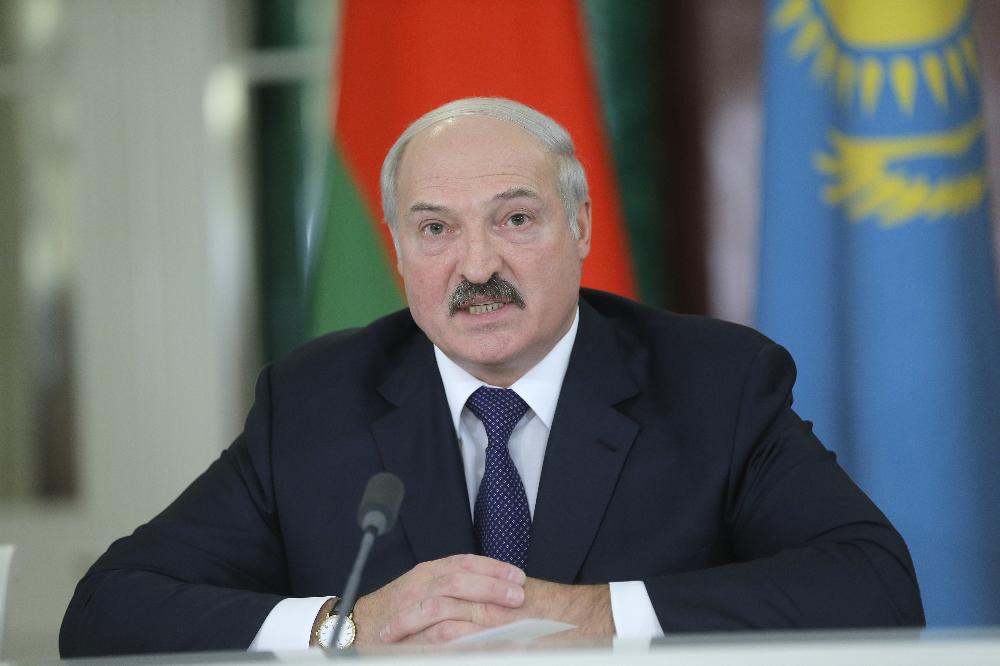 Lukasenka cáfolta, hogy Fehéroroszország katonákat küldene Szíriába