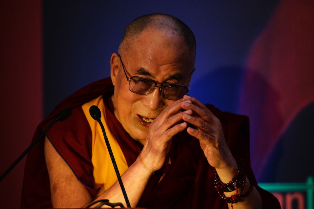 Védelmébe vette a dalai lámát az emigráns tibeti kormány vezetője