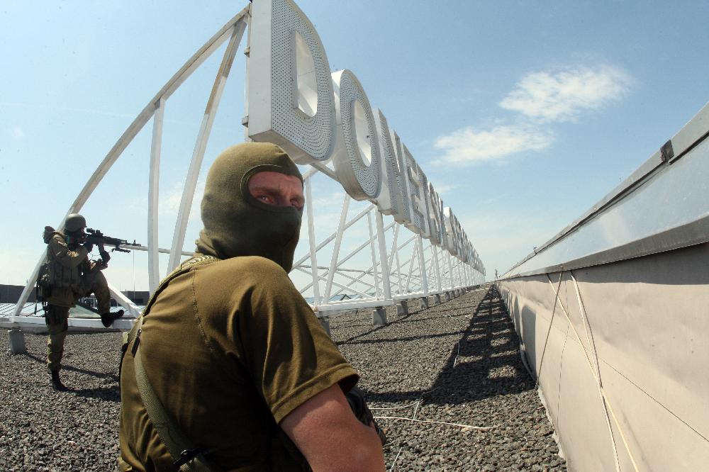 Súlyosbodtak a harcok a Donyec-medencében, több ukrán katona meghalt