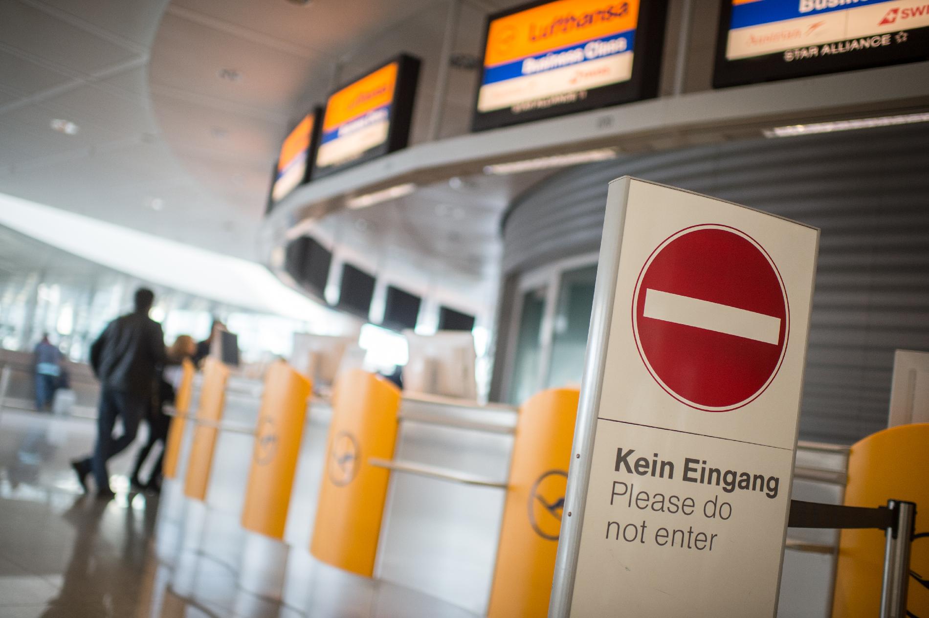 Több, mint 24 órás sztrájkba kezdtek a Lufthansa-dolgozók, Budapest is érintett
