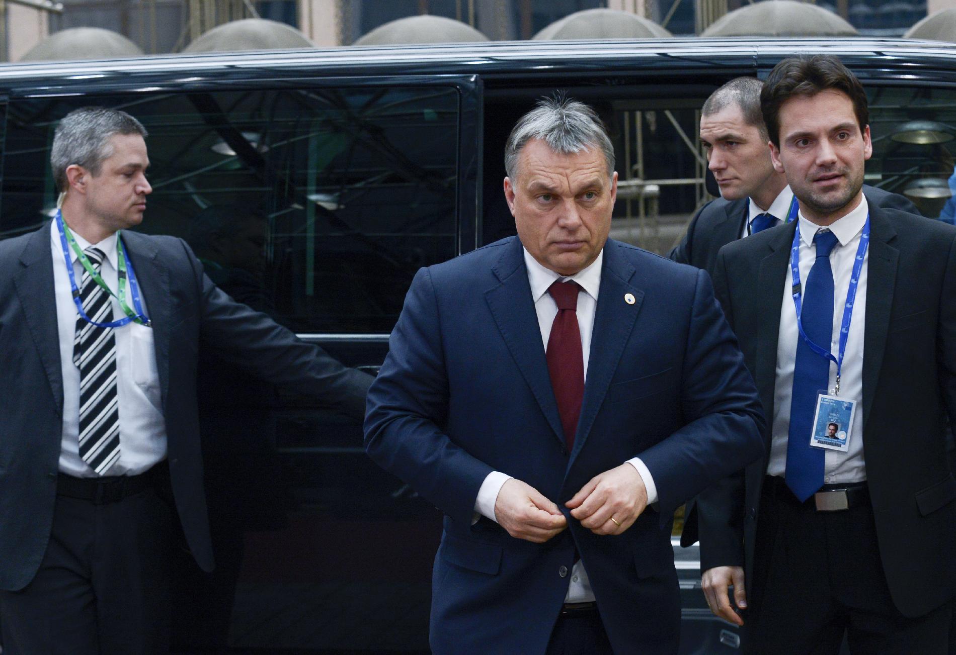 Orbán Viktor részt vesz Jacques Chirac gyászszertartásán