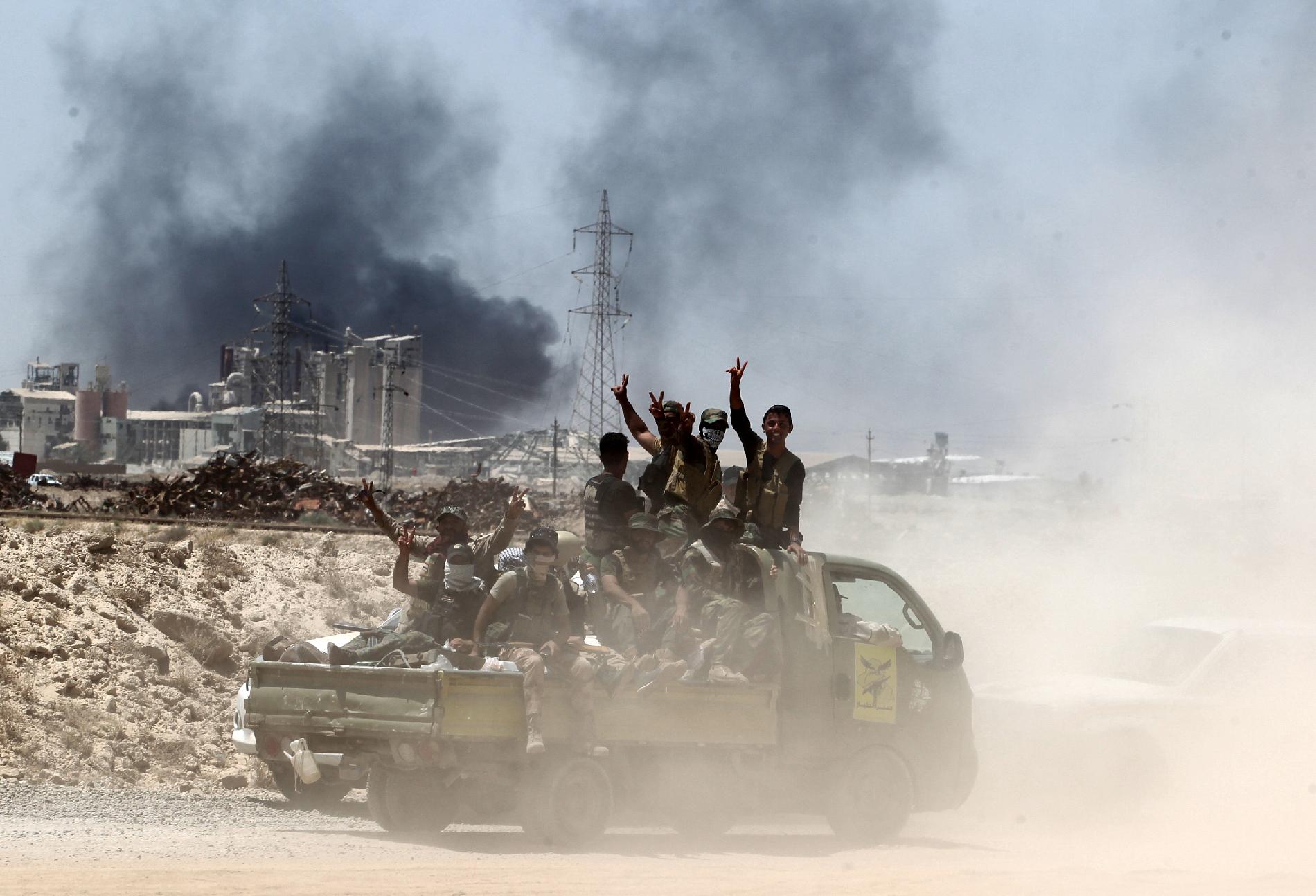 Az amerikai hadsereg folytatja a harcot a terrorszervezet ellen Irakban