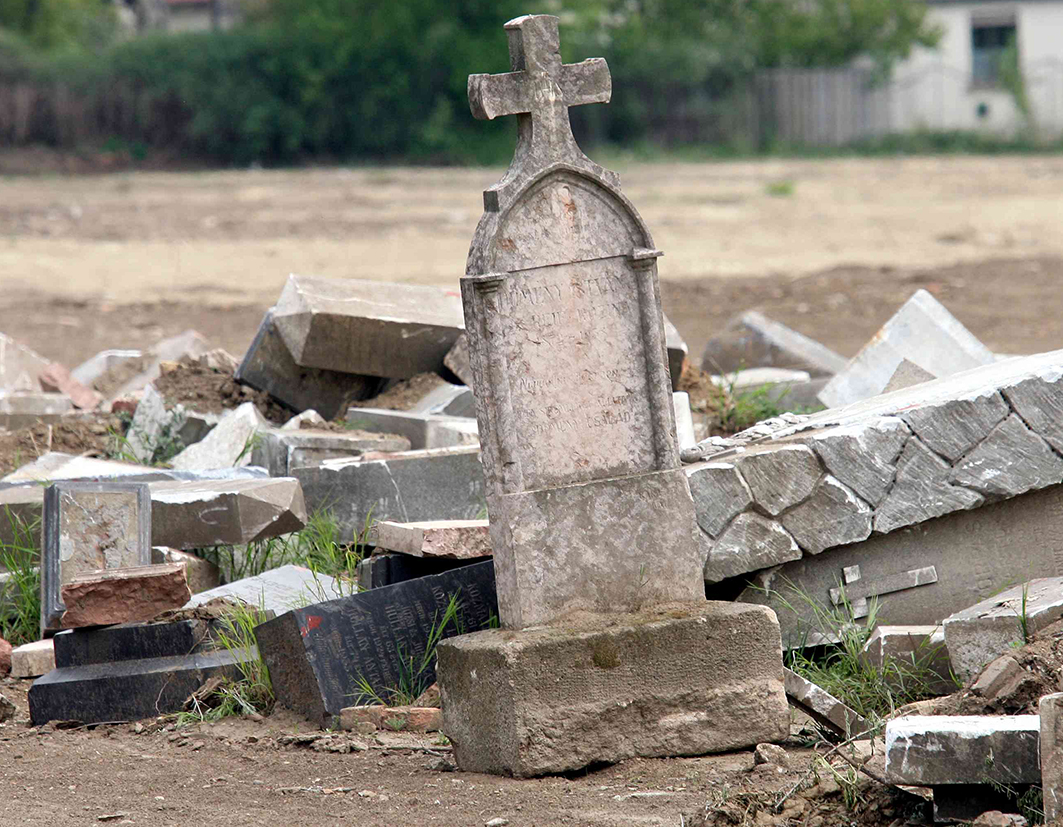 Keresztény sírokat gyaláztak meg húsvétkor Dél-Franciaországban
